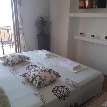 Apartments Debora Ούλτσιν Εξωτερικό φωτογραφία