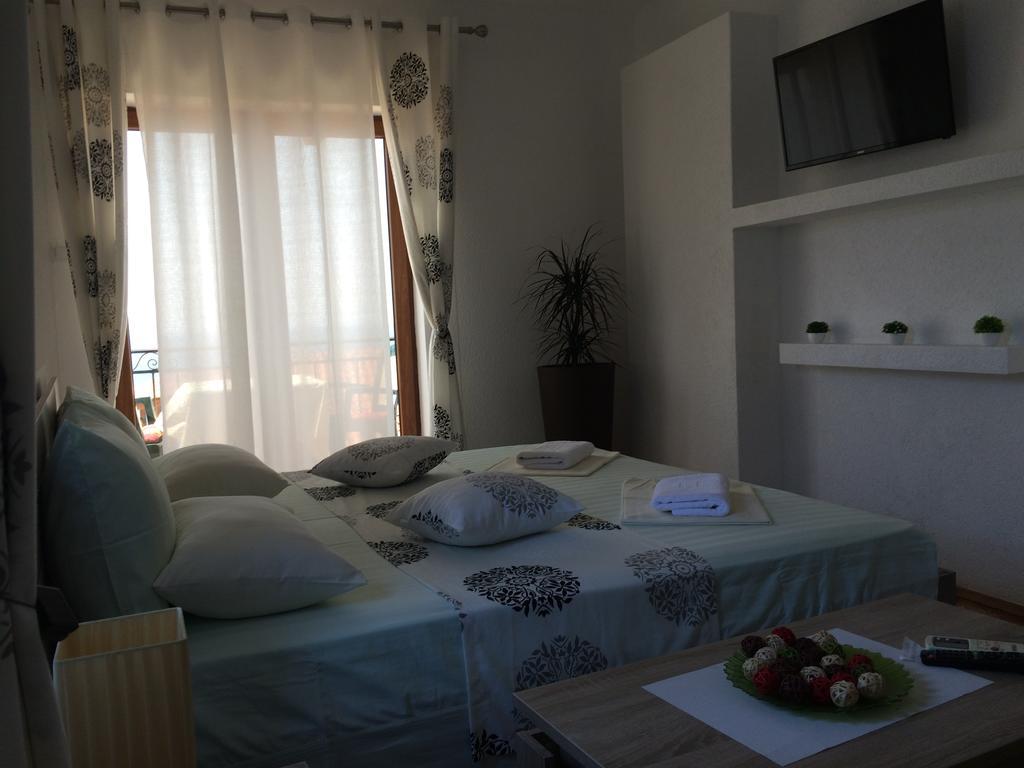 Apartments Debora Ούλτσιν Εξωτερικό φωτογραφία