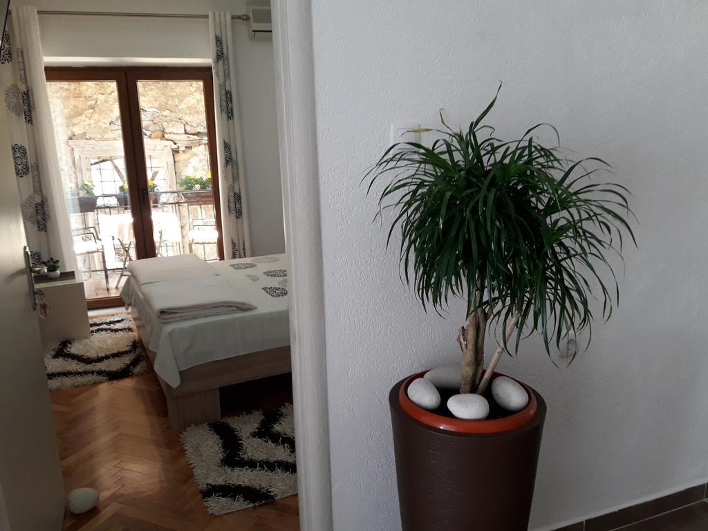 Apartments Debora Ούλτσιν Εξωτερικό φωτογραφία