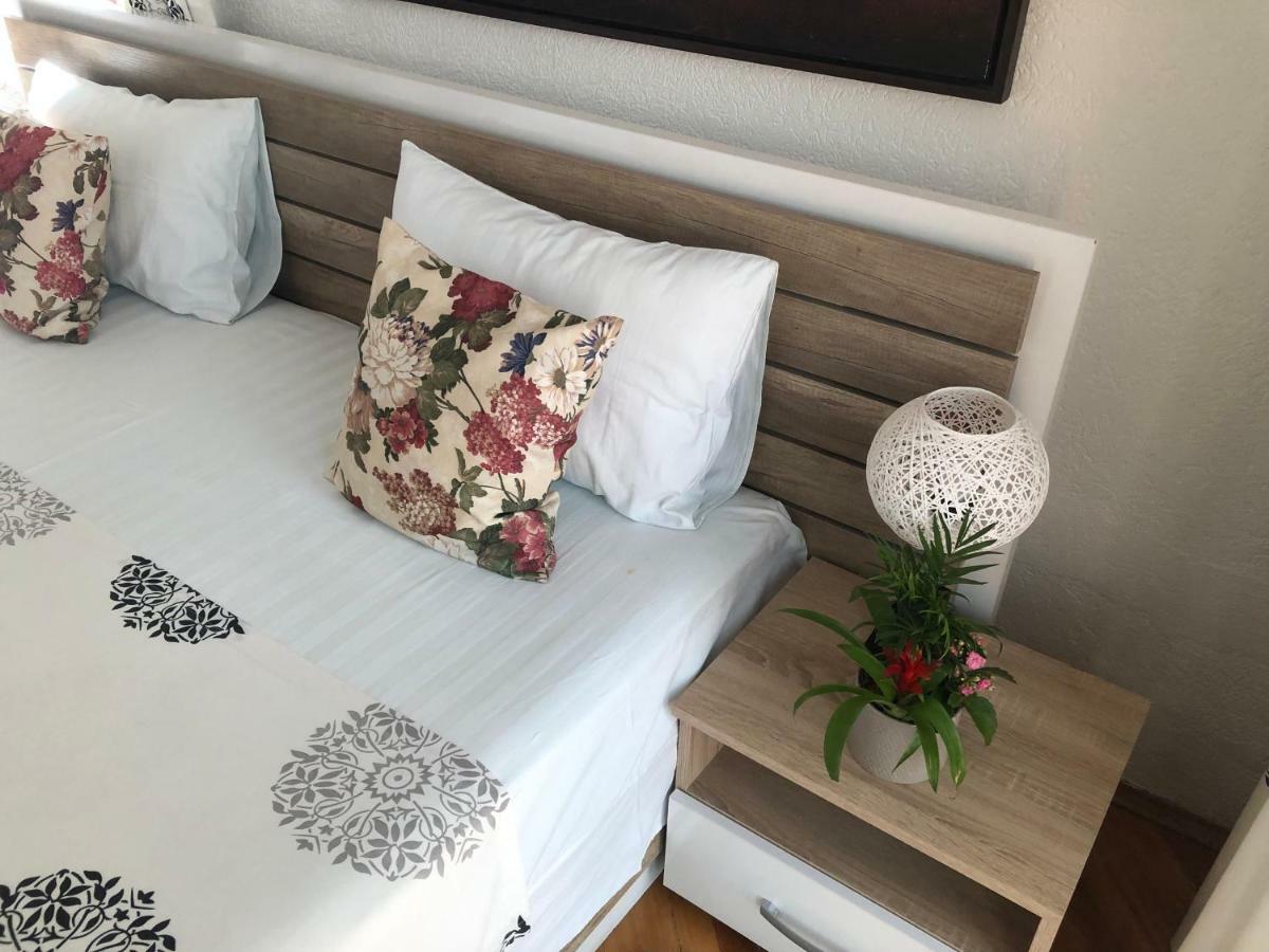 Apartments Debora Ούλτσιν Εξωτερικό φωτογραφία